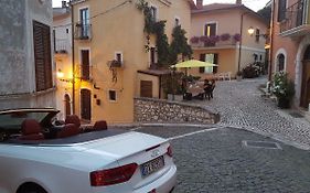Scaccia Pensieri